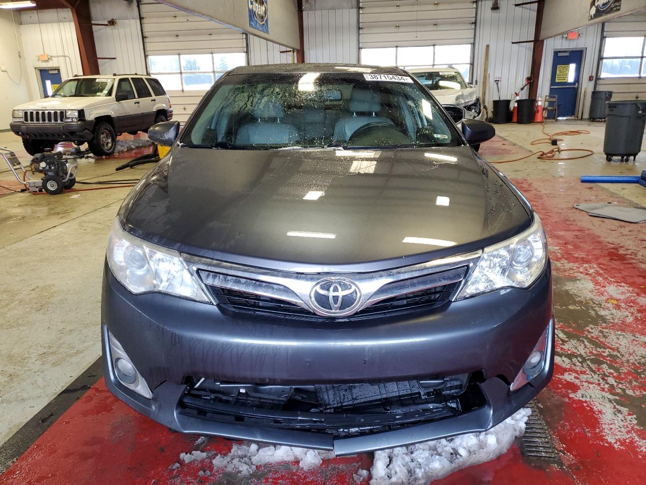 2014 TOYOTA CAMRY L - Image 5