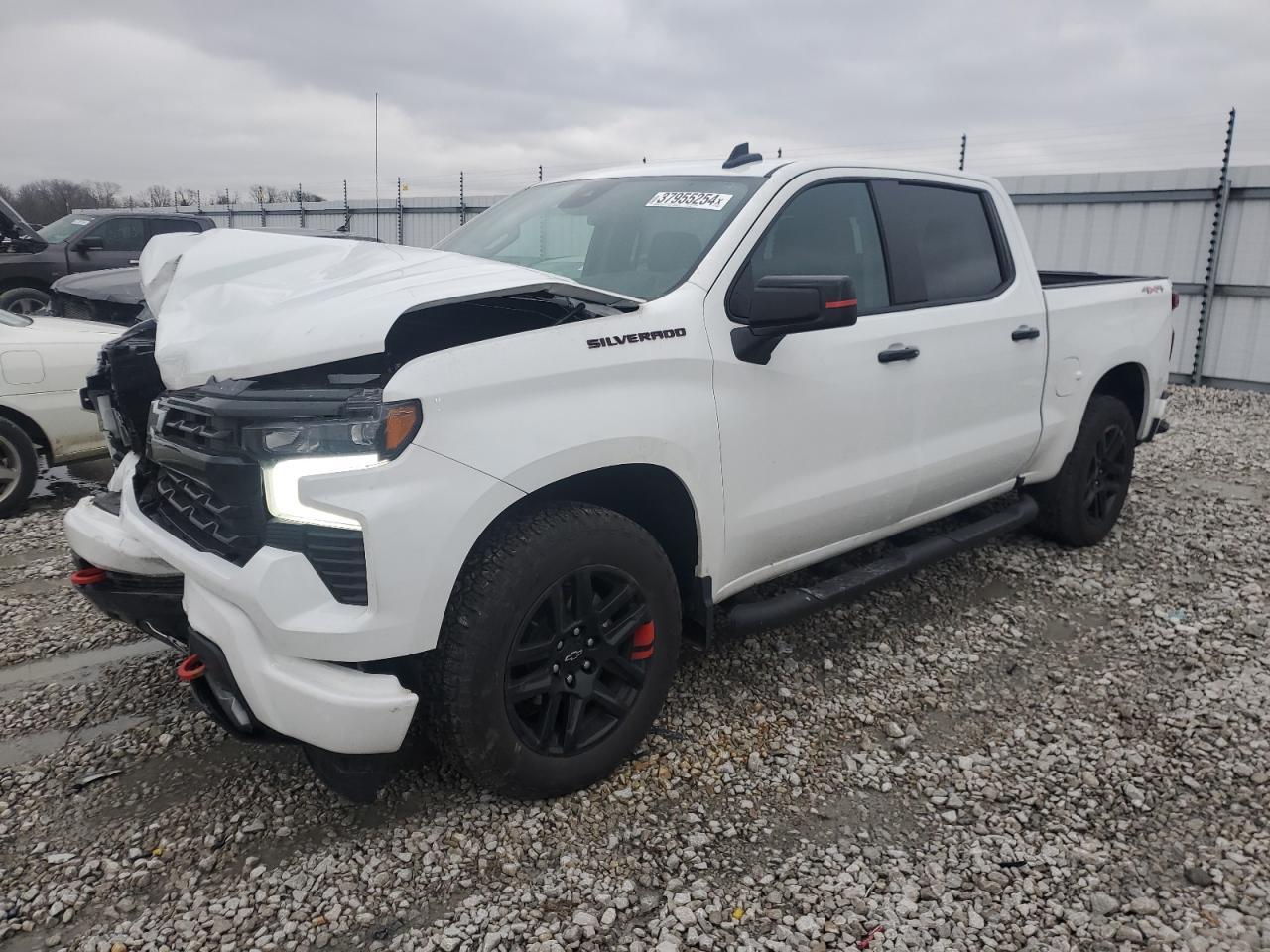 2024 CHEVROLET SILVERADO car image