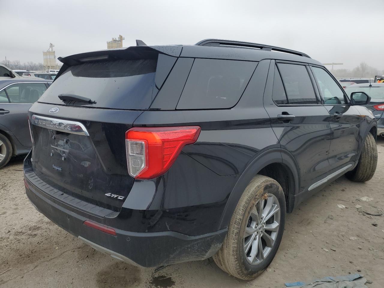 2022 FORD EXPLORER X - Фото 3