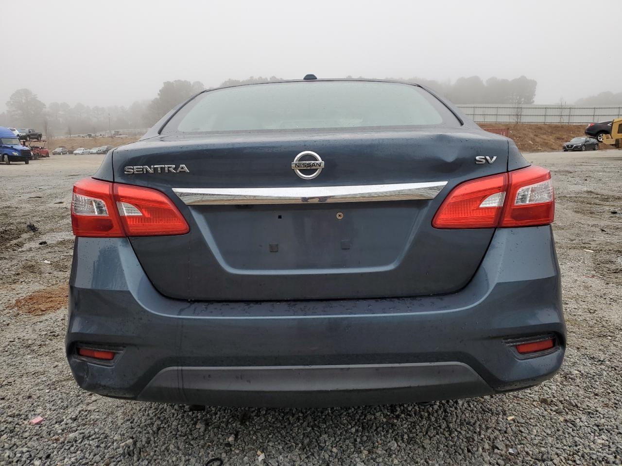 2017 NISSAN SENTRA S - Фото 6