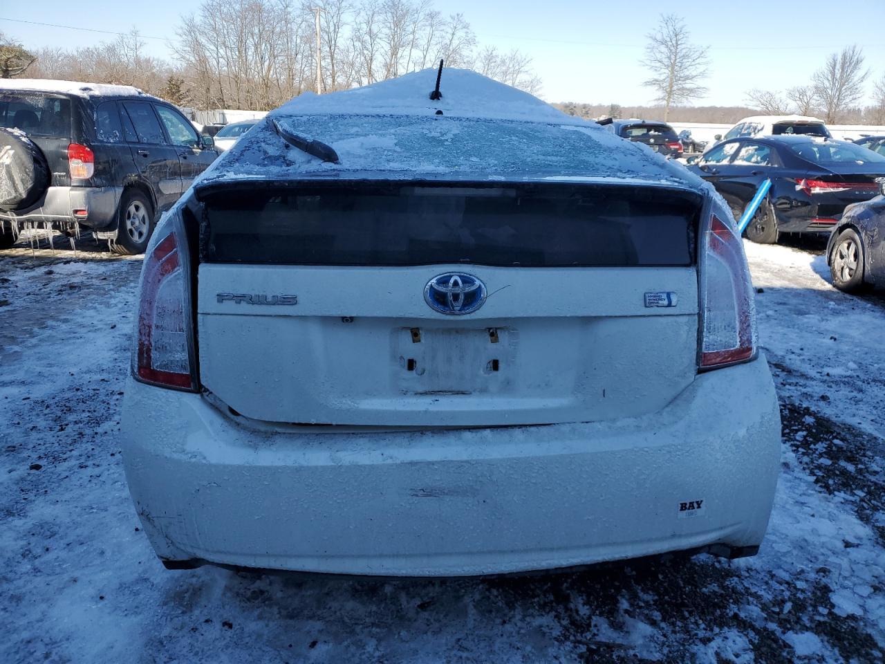 2015 TOYOTA PRIUS - Фото 6