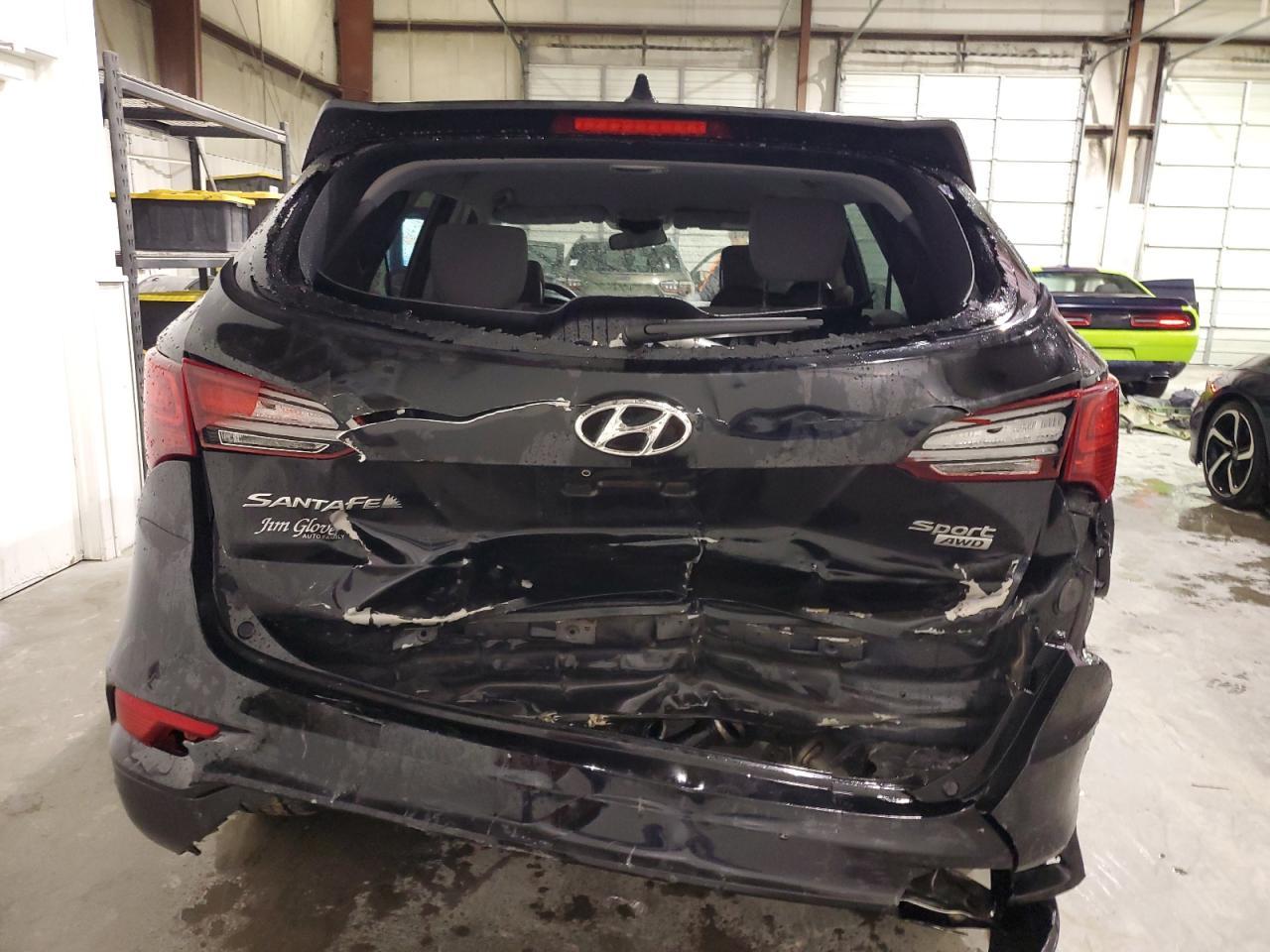 2017 HYUNDAI SANTA FE S - Image 6