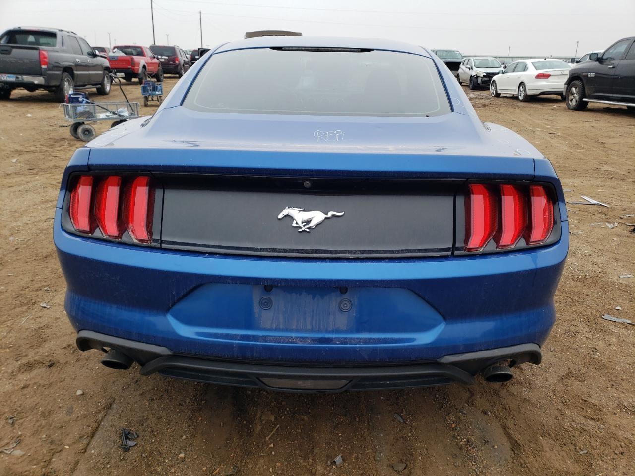 2018 FORD MUSTANG - Фото 6