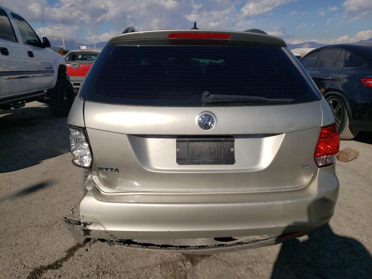 2013 VOLKSWAGEN JETTA TDI - Image 6