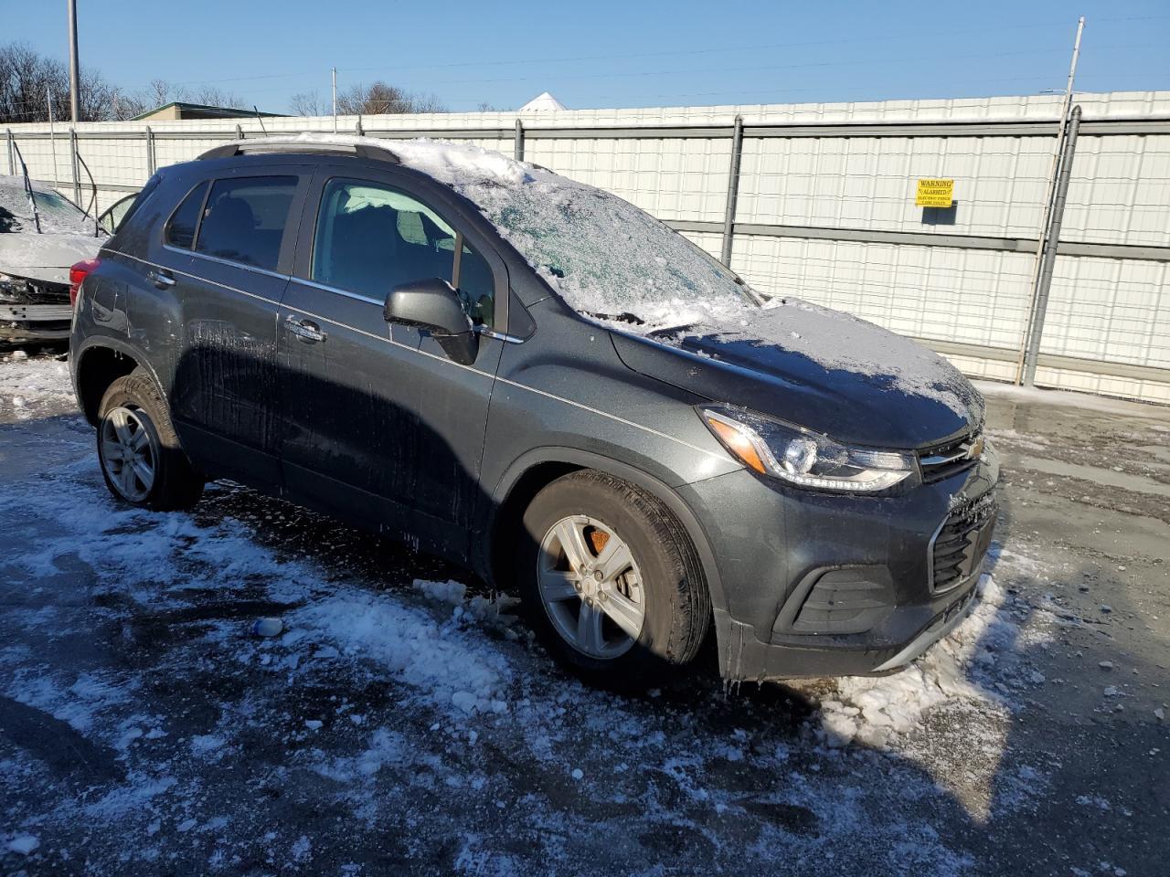 2018 CHEVROLET TRAX 1LT - Image 4