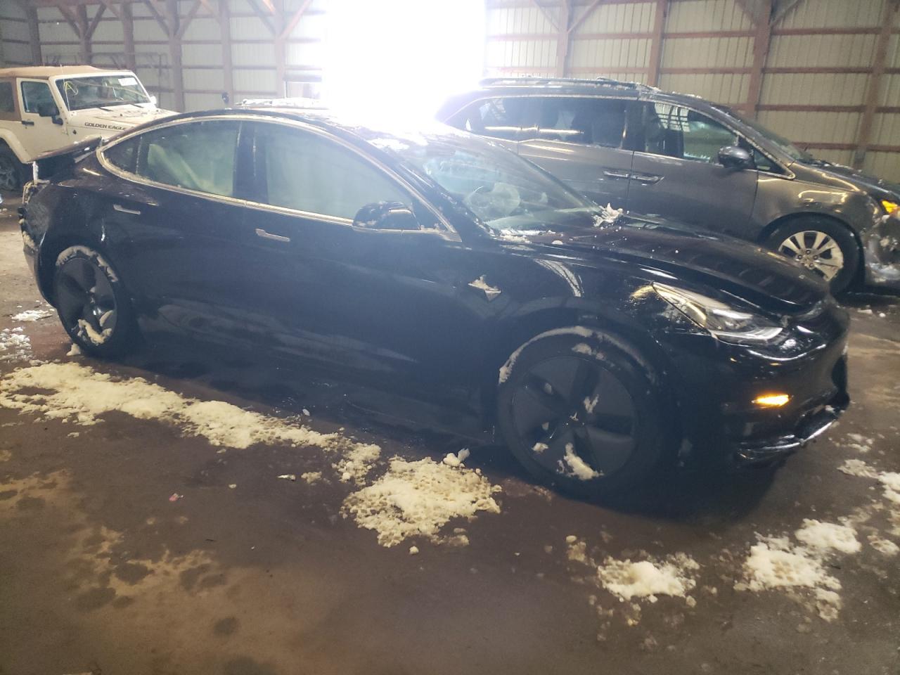 2019 TESLA MODEL 3 - Image 4