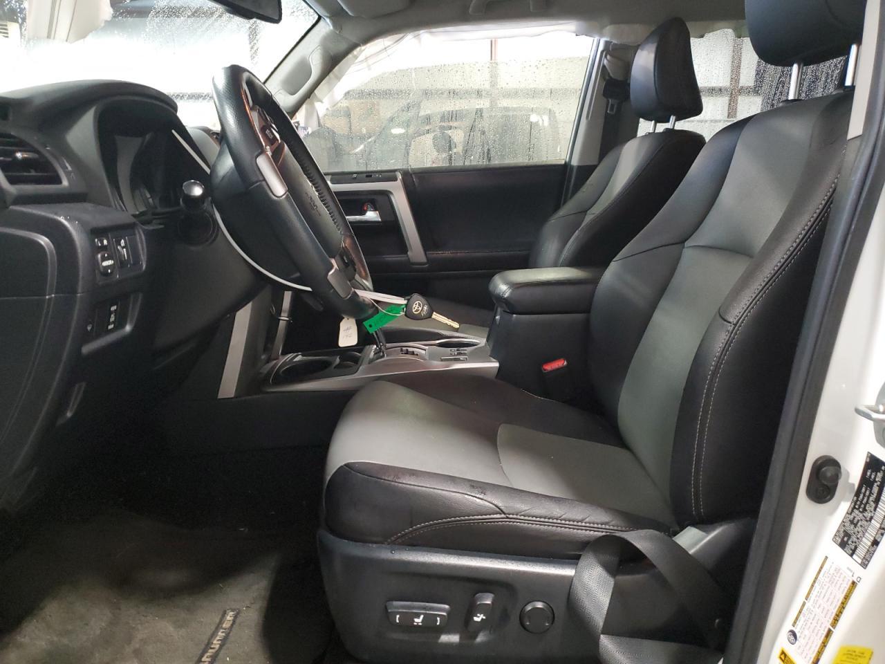 2018 TOYOTA 4RUNNER SR - Фото 7