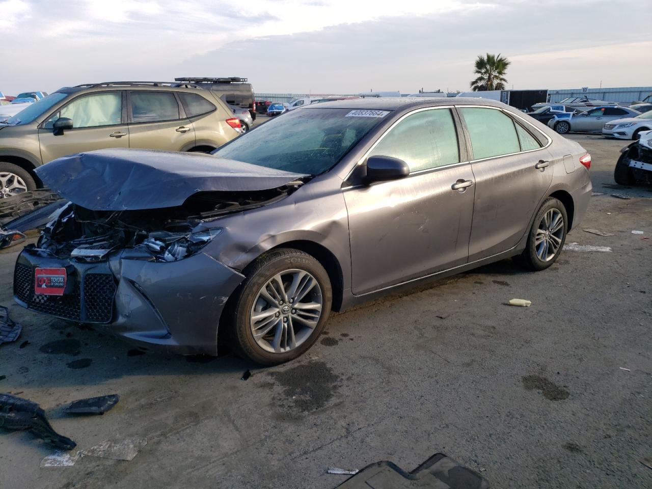 2015 TOYOTA CAMRY LE car image