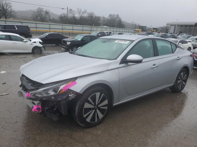 2022 Nissan Altima Sv