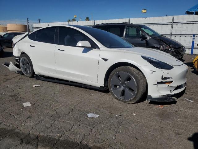 2022 Tesla Model 3 - Фото 4