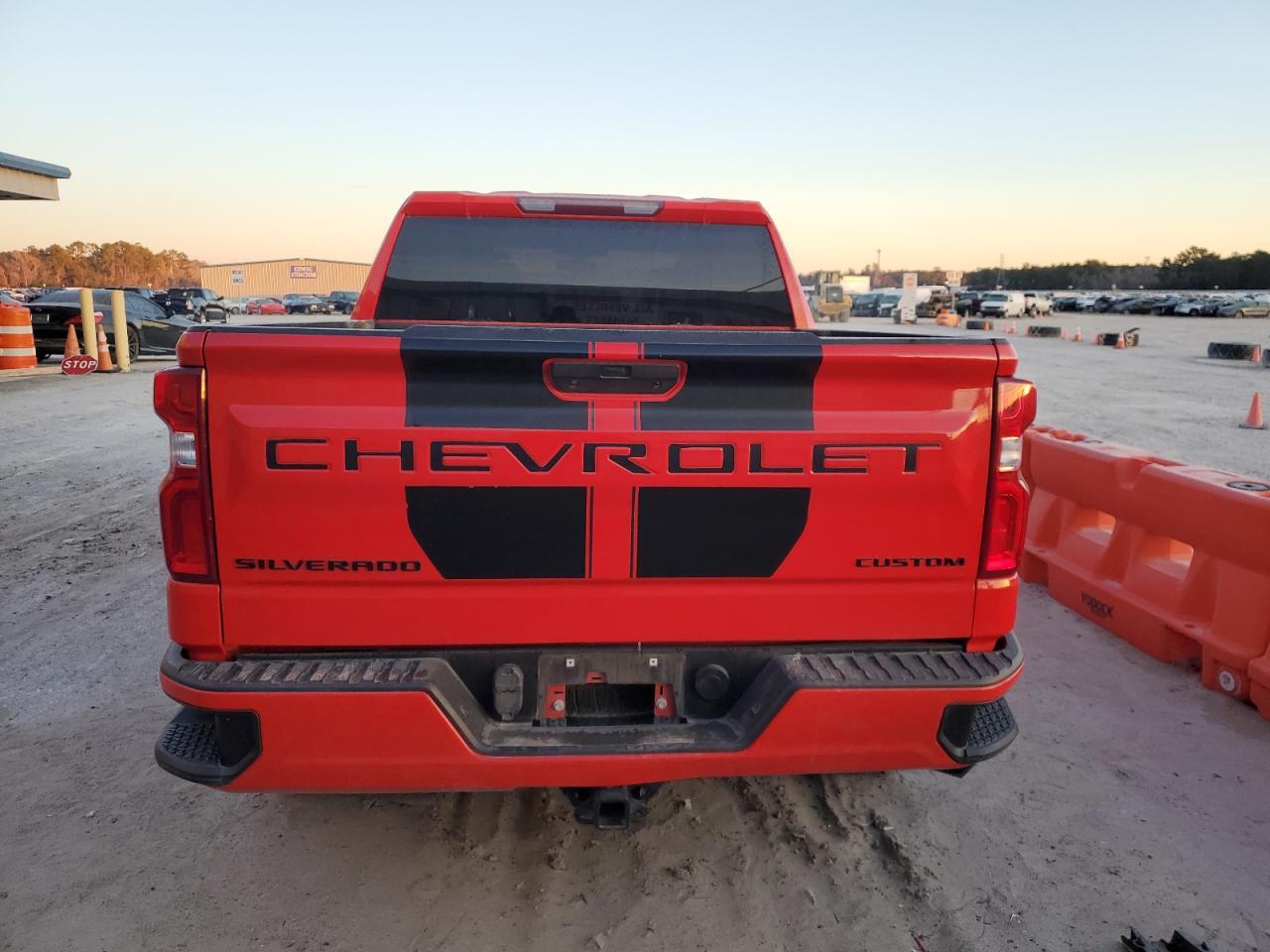 2020 CHEVROLET SILVERADO - Image 6