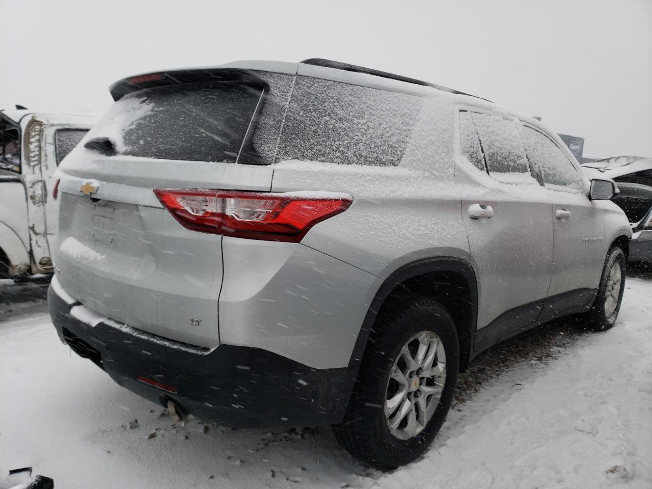2020 CHEVROLET TRAVERSE L - Фото 3