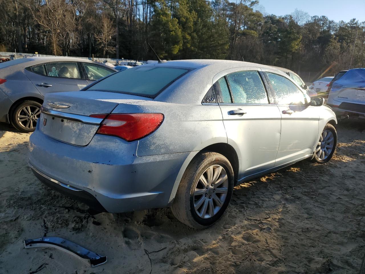 2012 CHRYSLER 200 TOURIN - Image 3