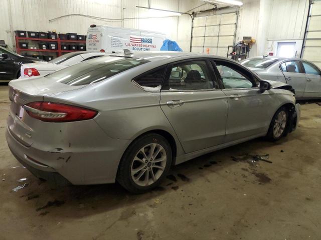2020 Ford Fusion Se - Фото 3