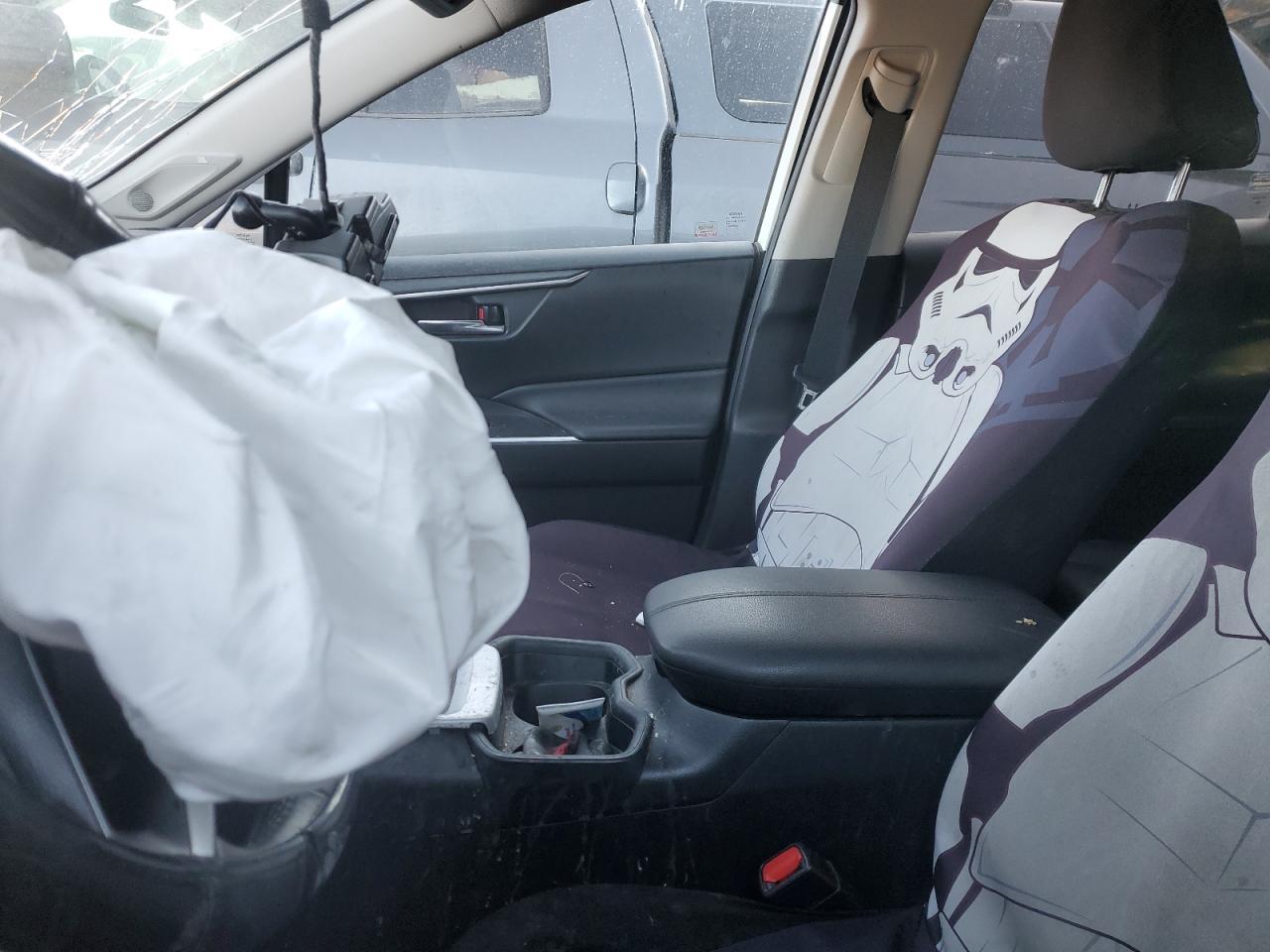 2019 TOYOTA RAV4 XLE P - Image 7