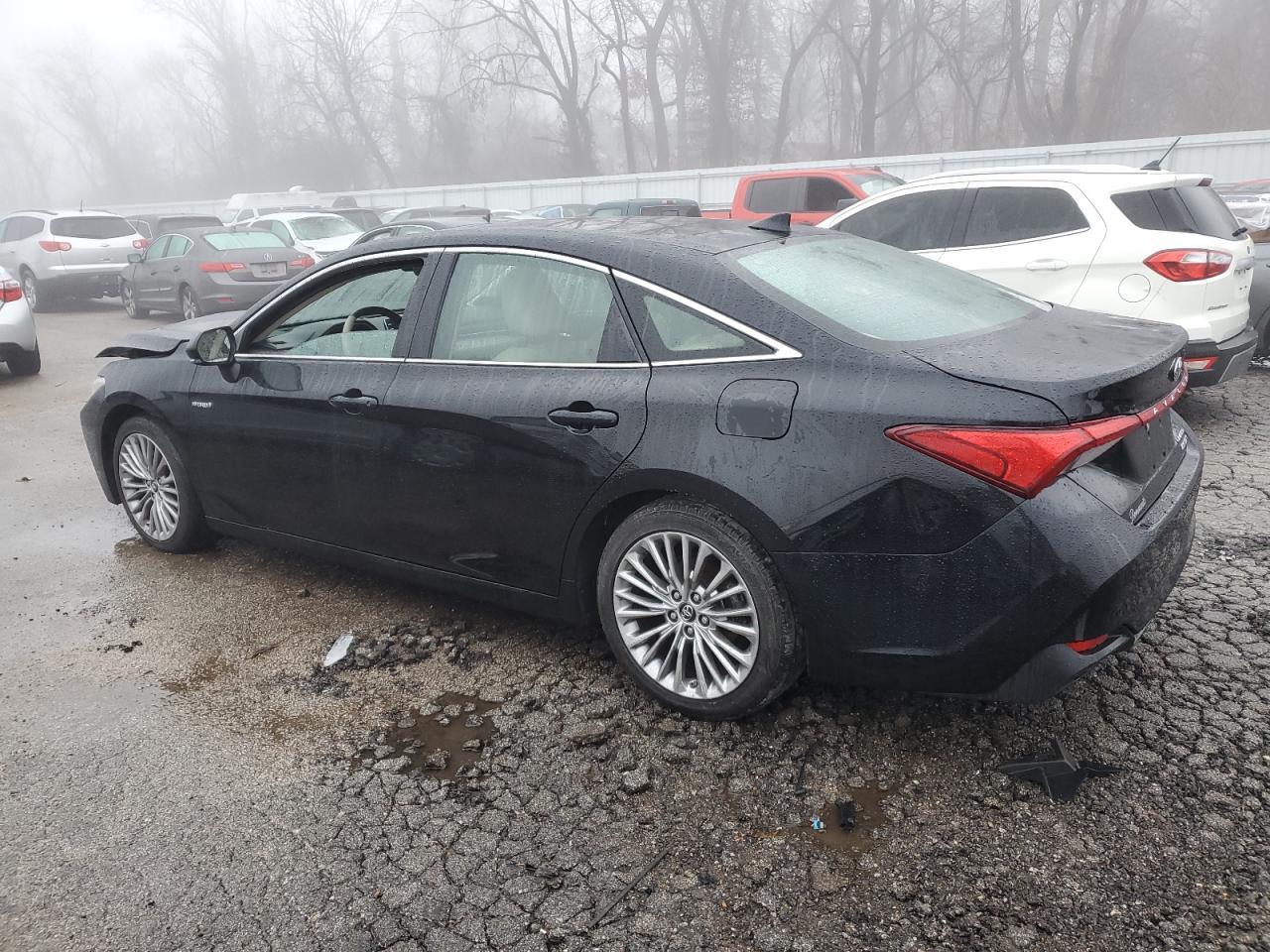 2019 TOYOTA AVALON XLE - Фото 2