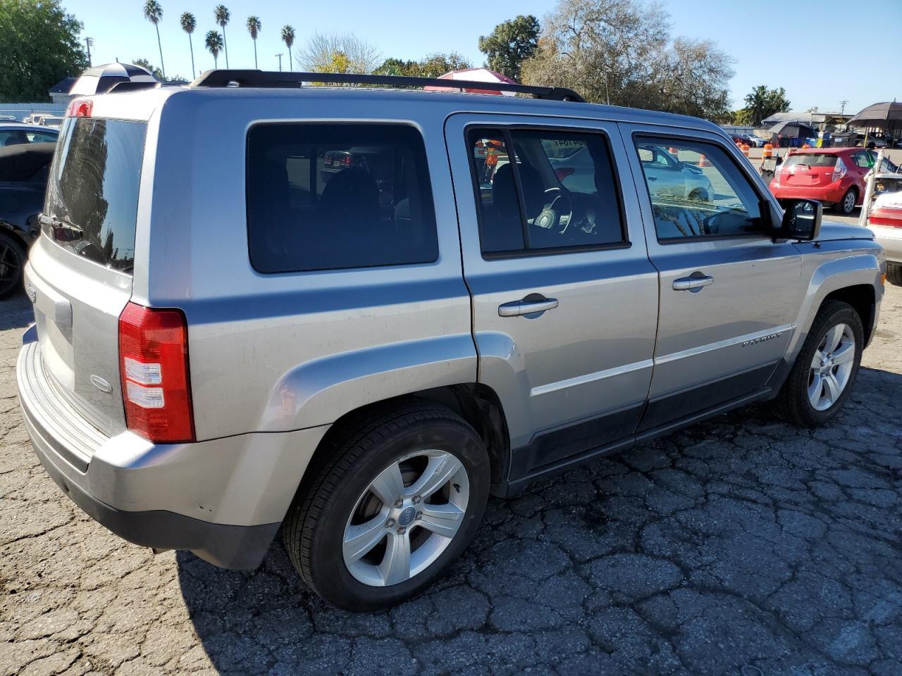 2016 JEEP PATRIOT LA - Фото 3