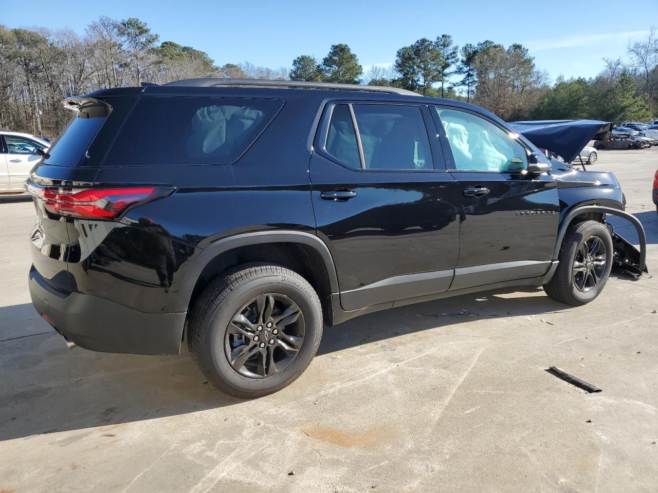 2023 CHEVROLET TRAVERSE L - Image 3