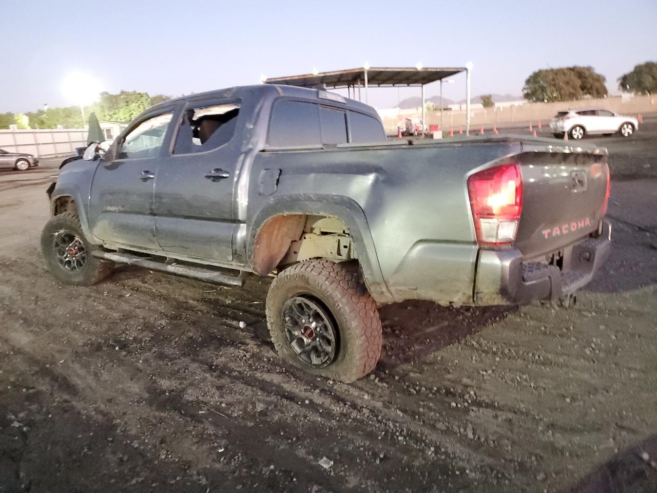 2016 TOYOTA TACOMA DOU - Image 2