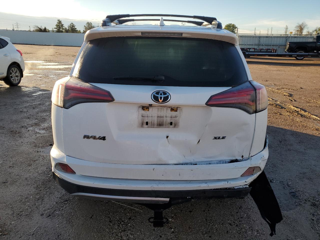 2017 TOYOTA RAV4 XLE - Image 6