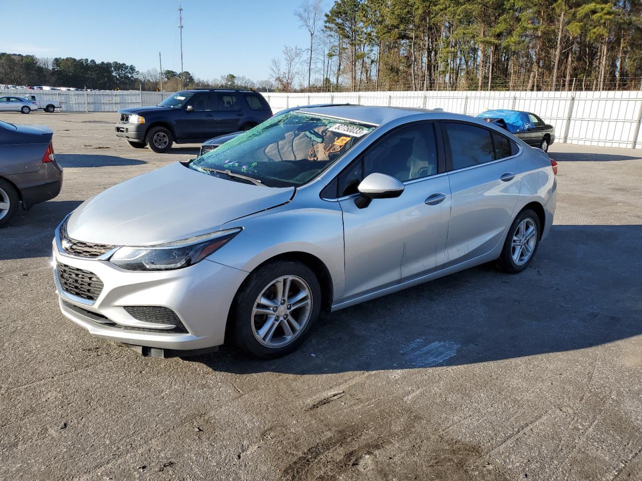 2017 CHEVROLET CRUZE LT