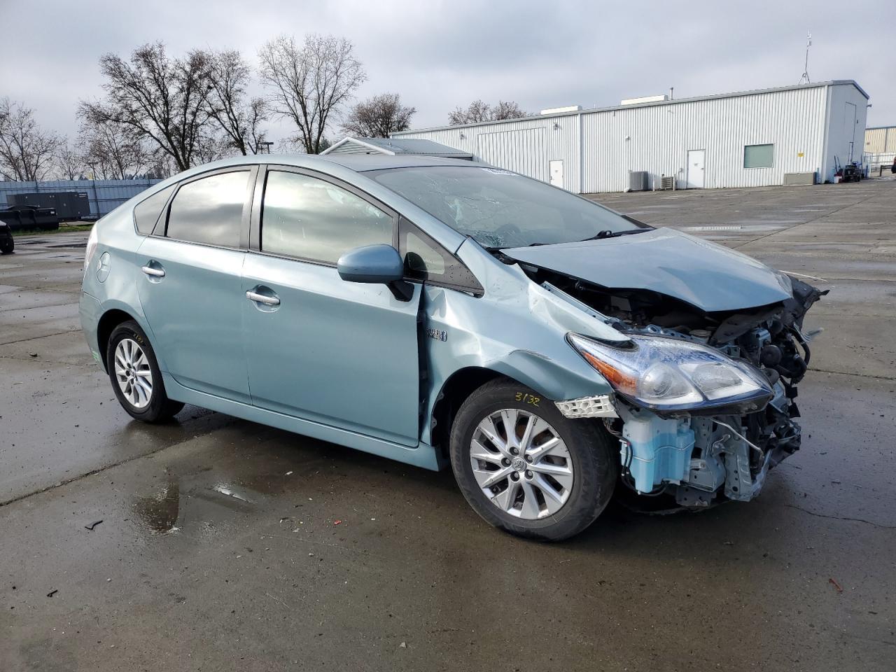 2014 TOYOTA PRIUS PLUG - Image 4