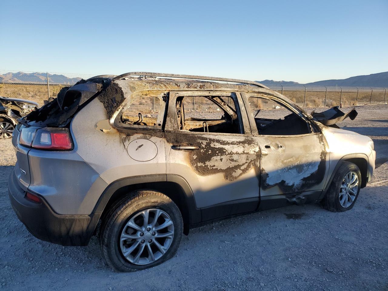 2019 JEEP CHEROKEE L - Фото 3