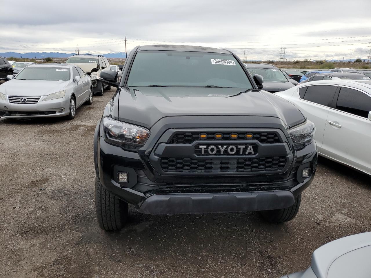 2017 TOYOTA TACOMA DOU - Фото 5