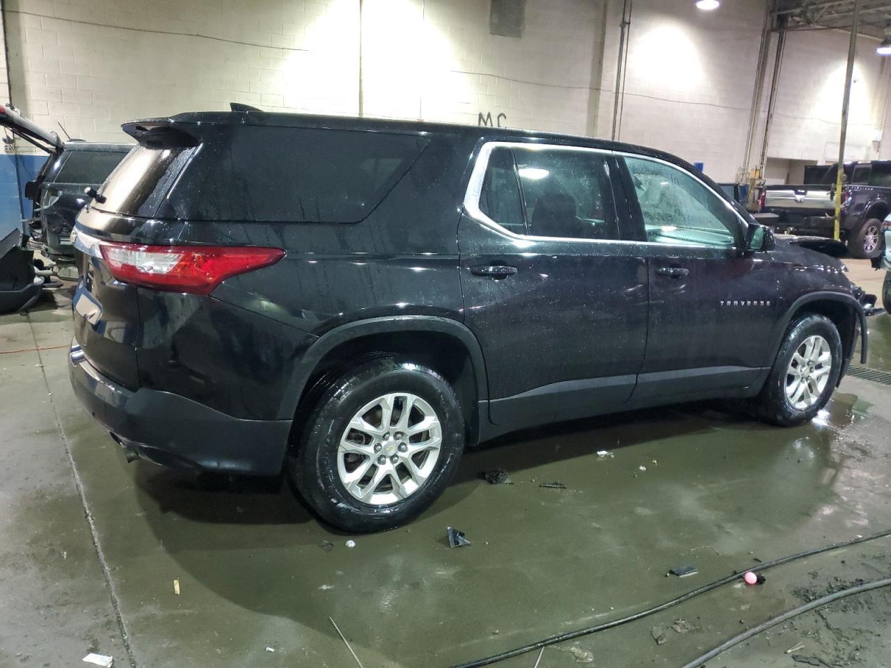 2018 CHEVROLET TRAVERSE L - Фото 3