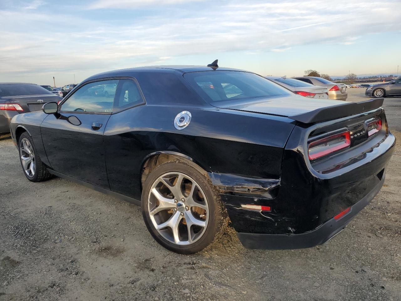 2015 DODGE CHALLENGER - Фото 2
