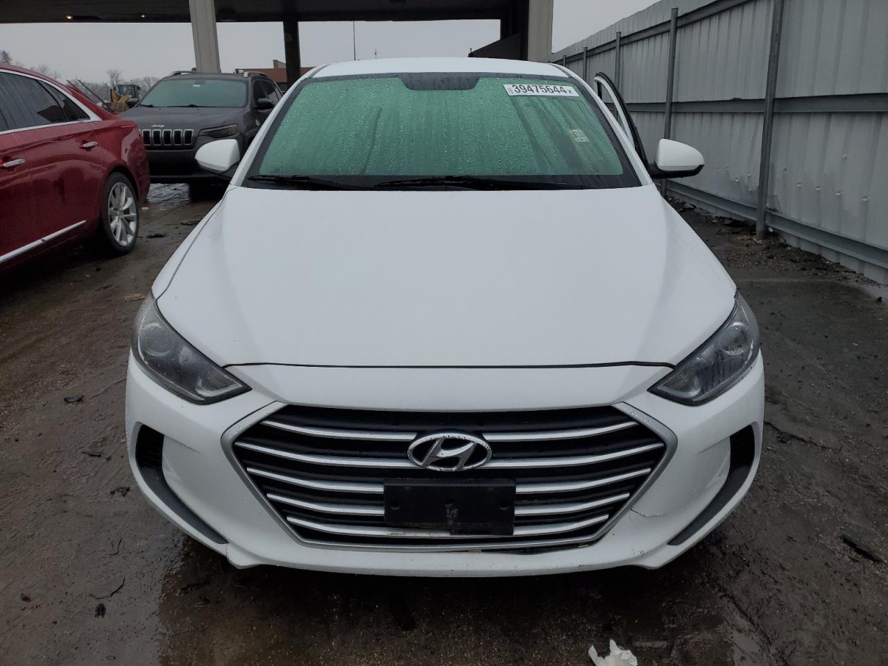 2018 HYUNDAI ELANTRA SE - Фото 5