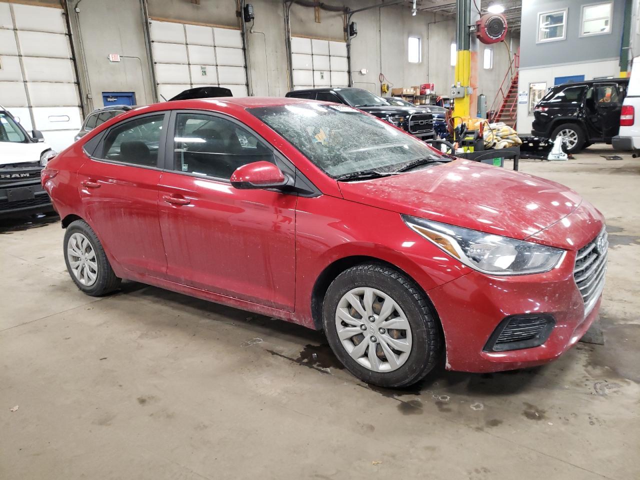 2021 HYUNDAI ACCENT SE - Фото 4