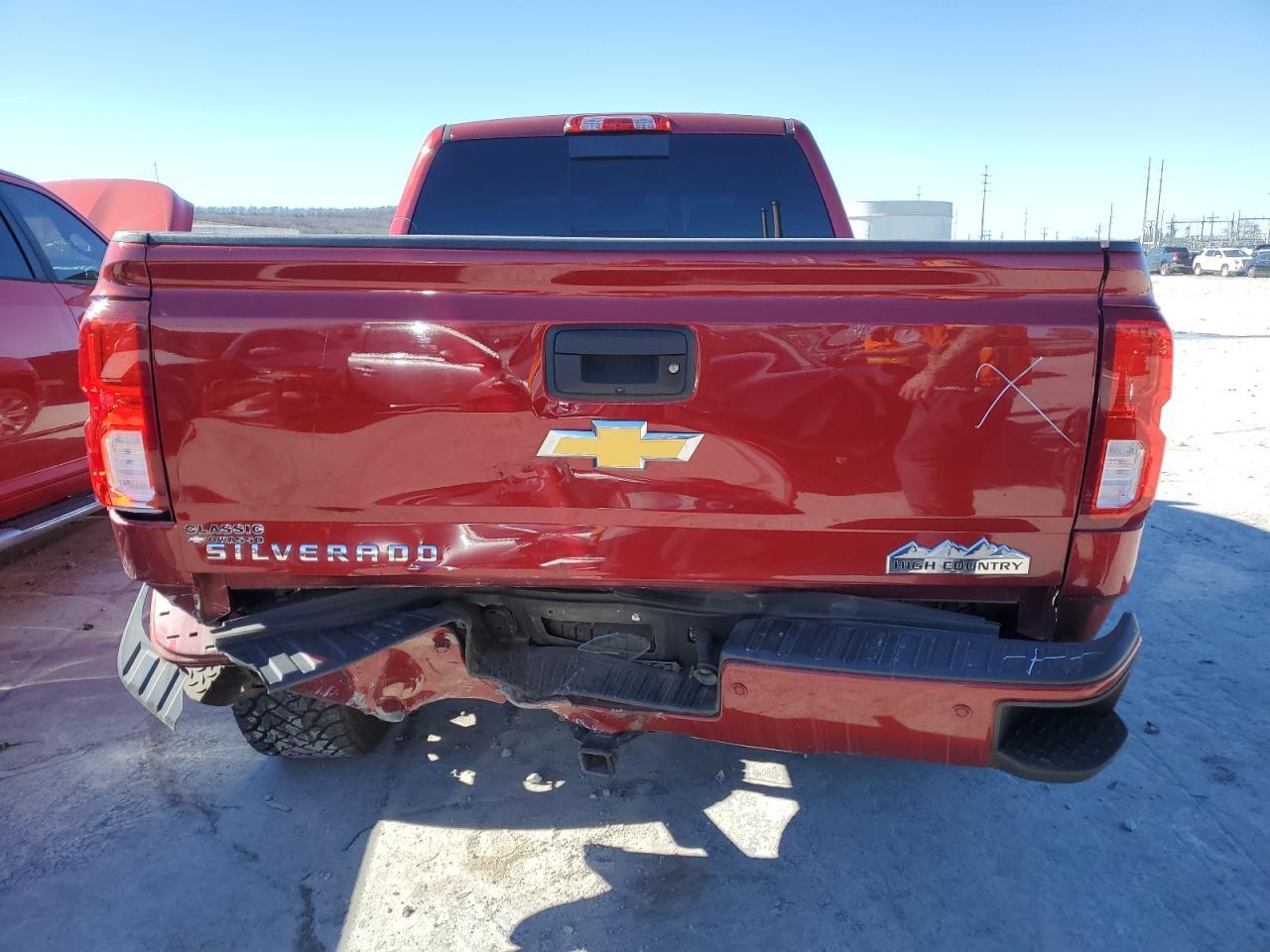 2018 CHEVROLET SILVERADO - Image 6