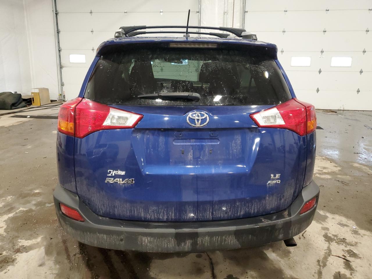 2014 TOYOTA RAV4 LE - Фото 6
