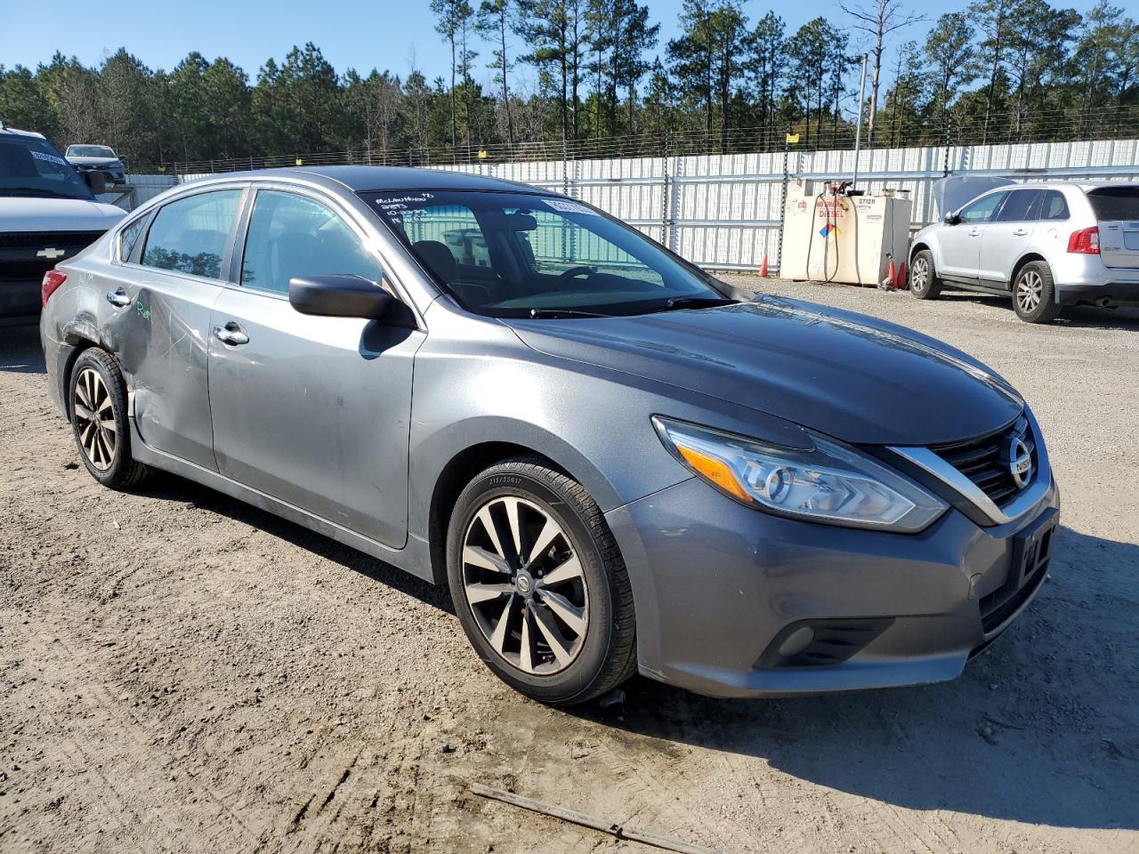 2018 NISSAN ALTIMA 2.5 - Image 4