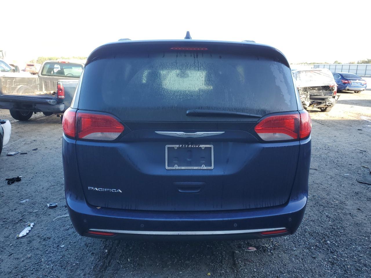 2017 CHRYSLER PACIFICA T - Image 6
