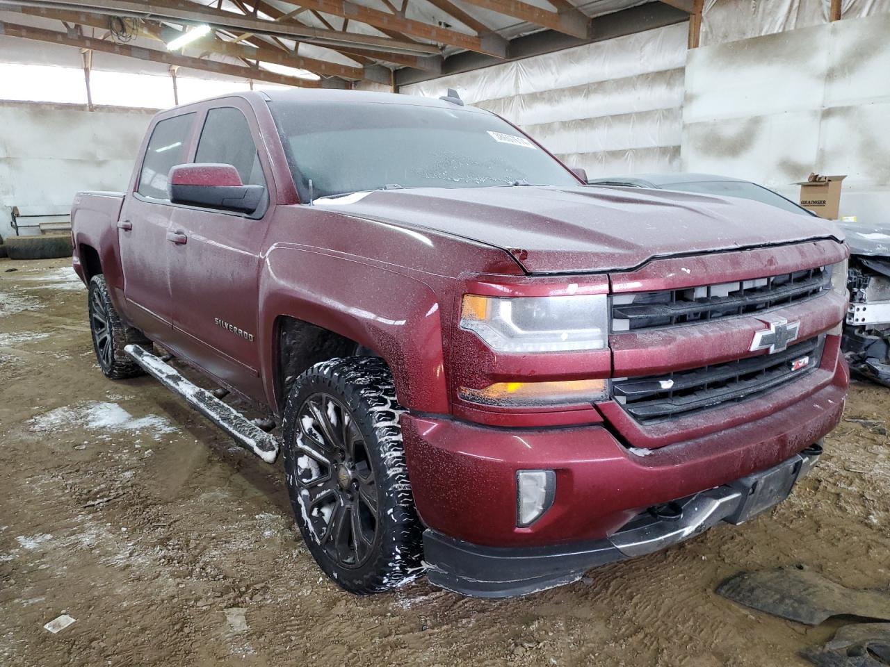 2017 CHEVROLET SILVERADO - Image 4