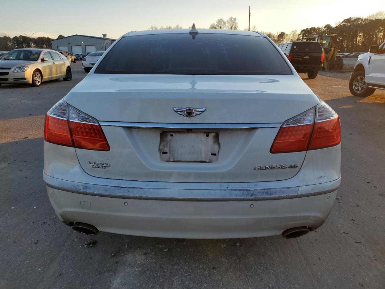 2011 HYUNDAI GENESIS 4. - Image 6