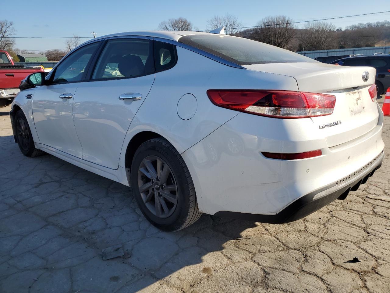 2020 KIA OPTIMA LX - Фото 2