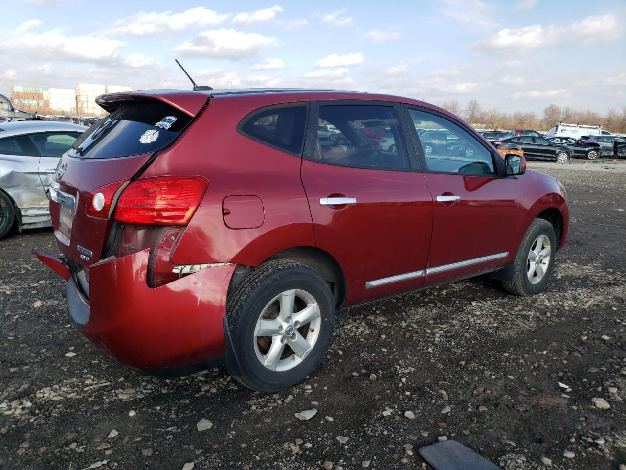 2013 NISSAN ROGUE S - Фото 3