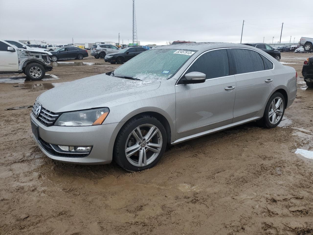 2013 VOLKSWAGEN PASSAT SEL car image