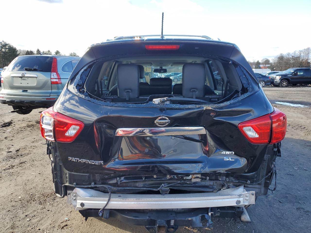 2018 NISSAN PATHFINDER - Фото 6