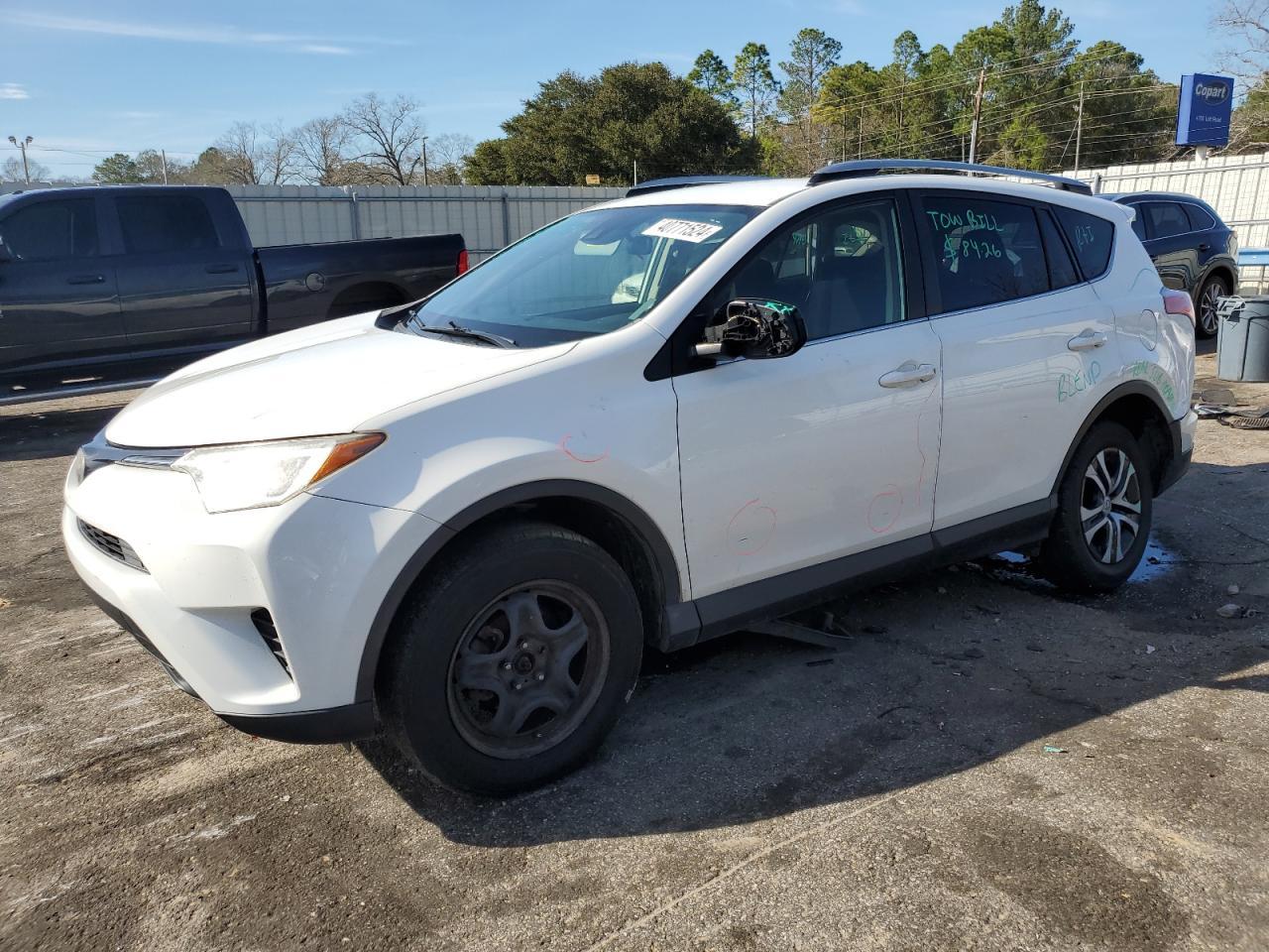 2018 TOYOTA RAV4 LE