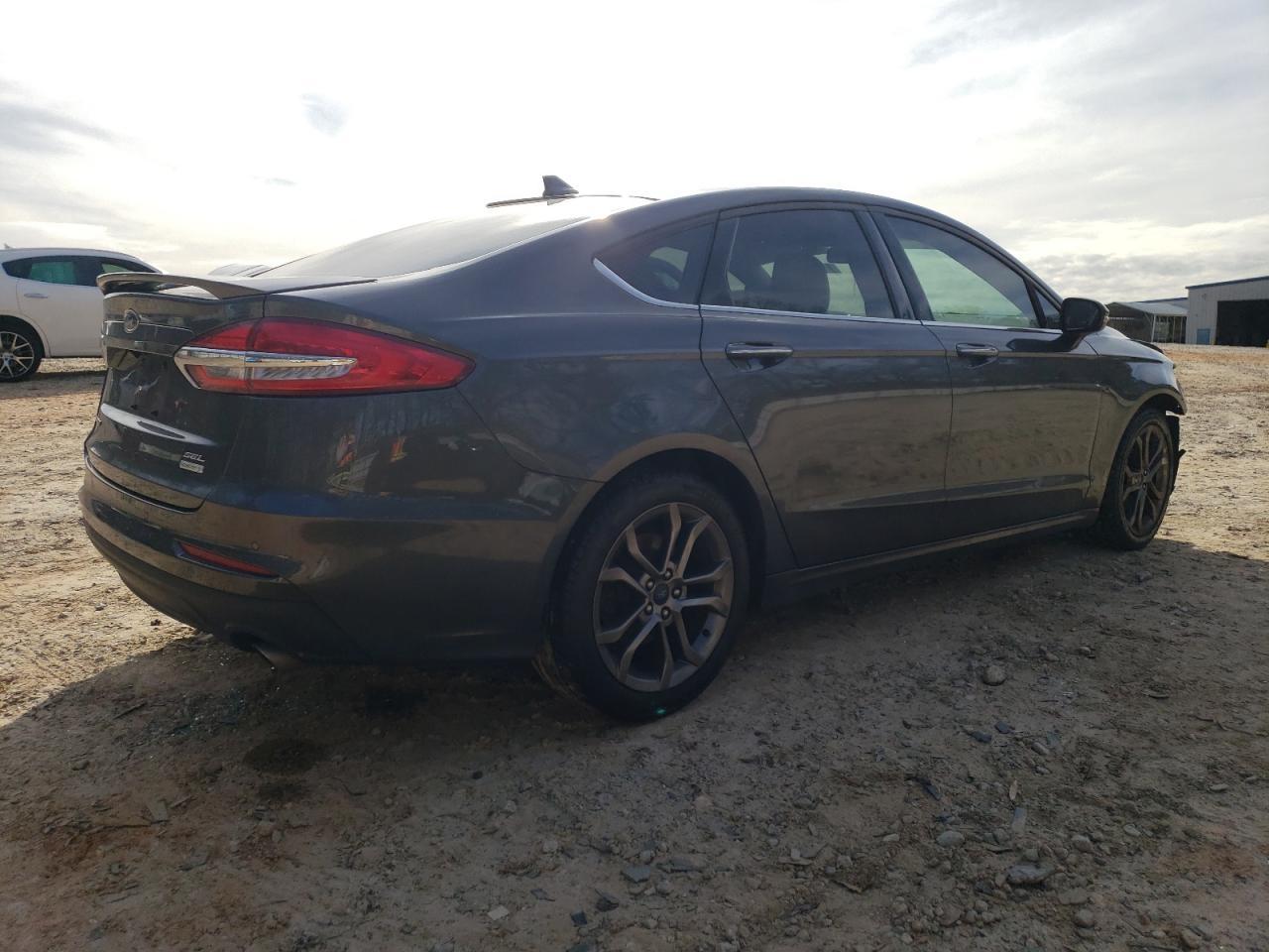 2020 FORD FUSION SEL - Image 3