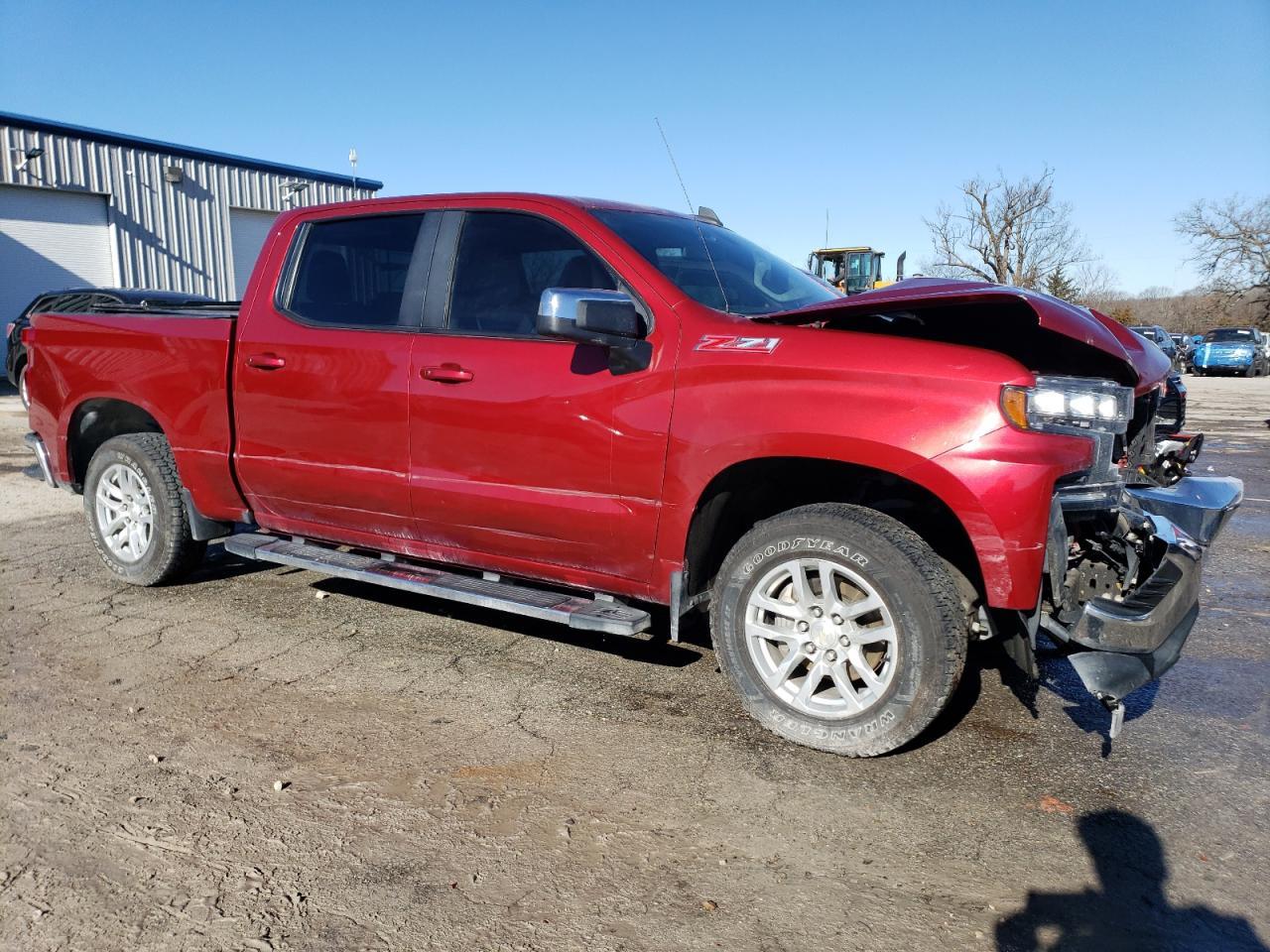 2019 CHEVROLET SILVERADO - Фото 4