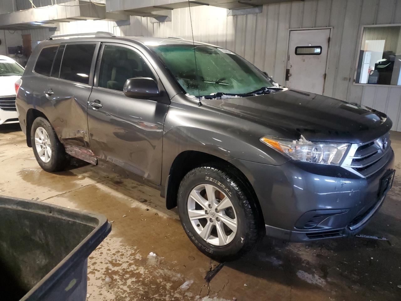 2011 TOYOTA HIGHLANDER - Image 4