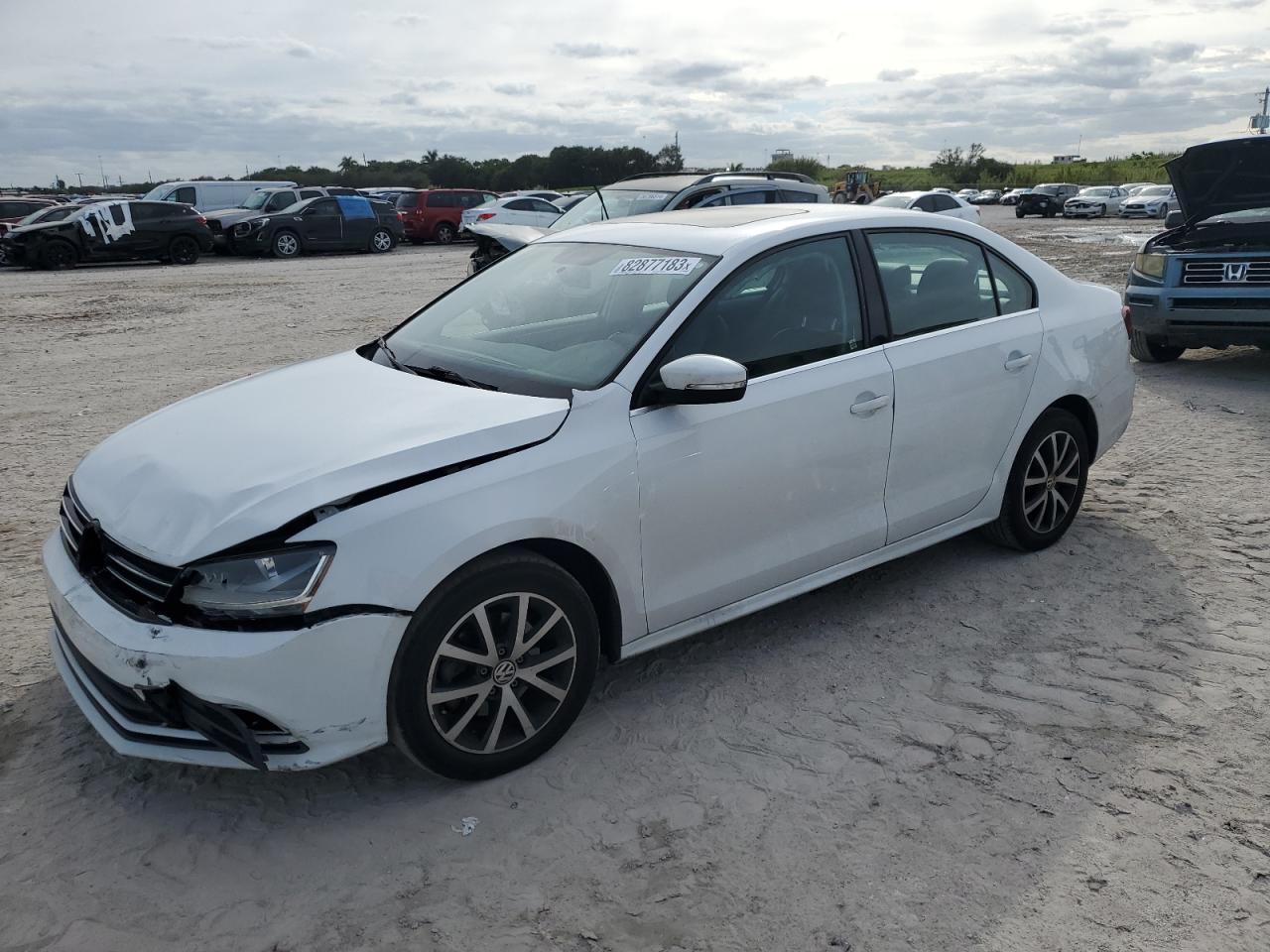 2017 VOLKSWAGEN JETTA SE