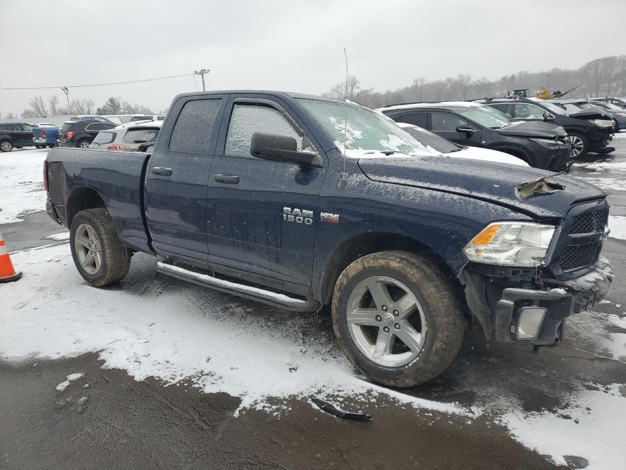 2014 RAM 1500 ST - Фото 4