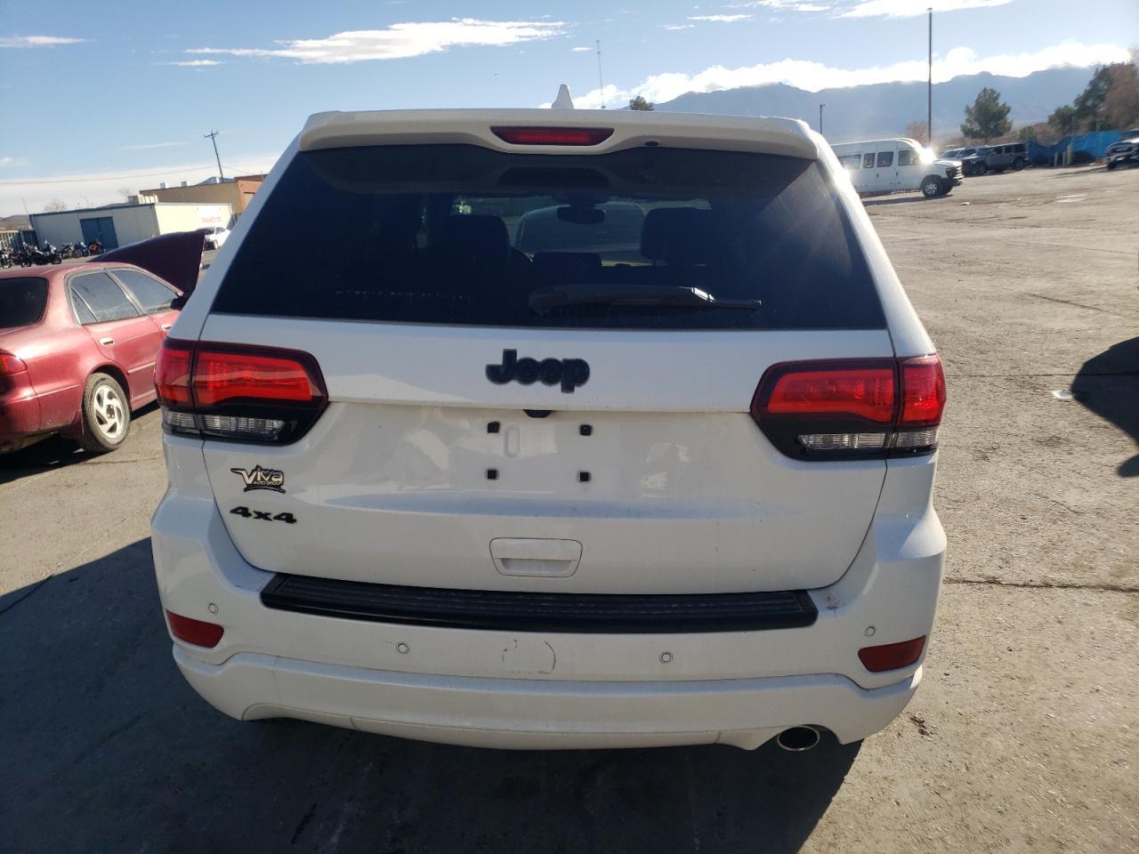 2018 JEEP GRAND CHER - Image 6
