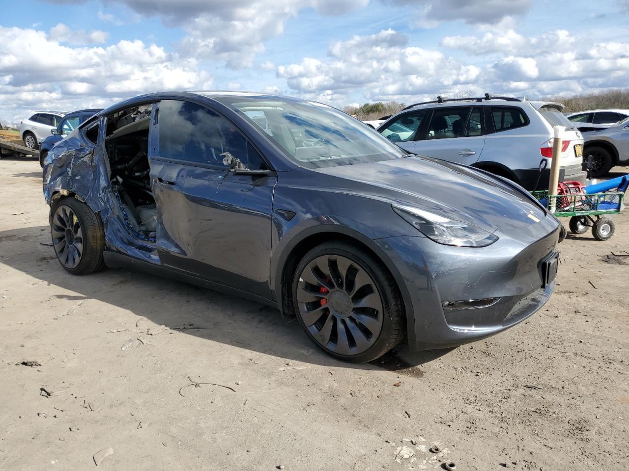 2022 TESLA MODEL Y - Image 4